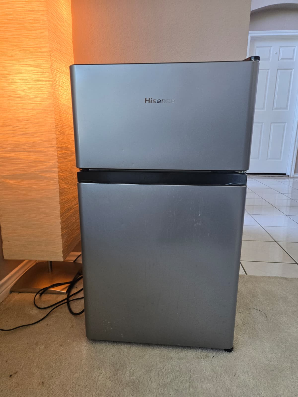Hisense HRT031AVE 3.1 cu ft Two-Door Mini Fridge
