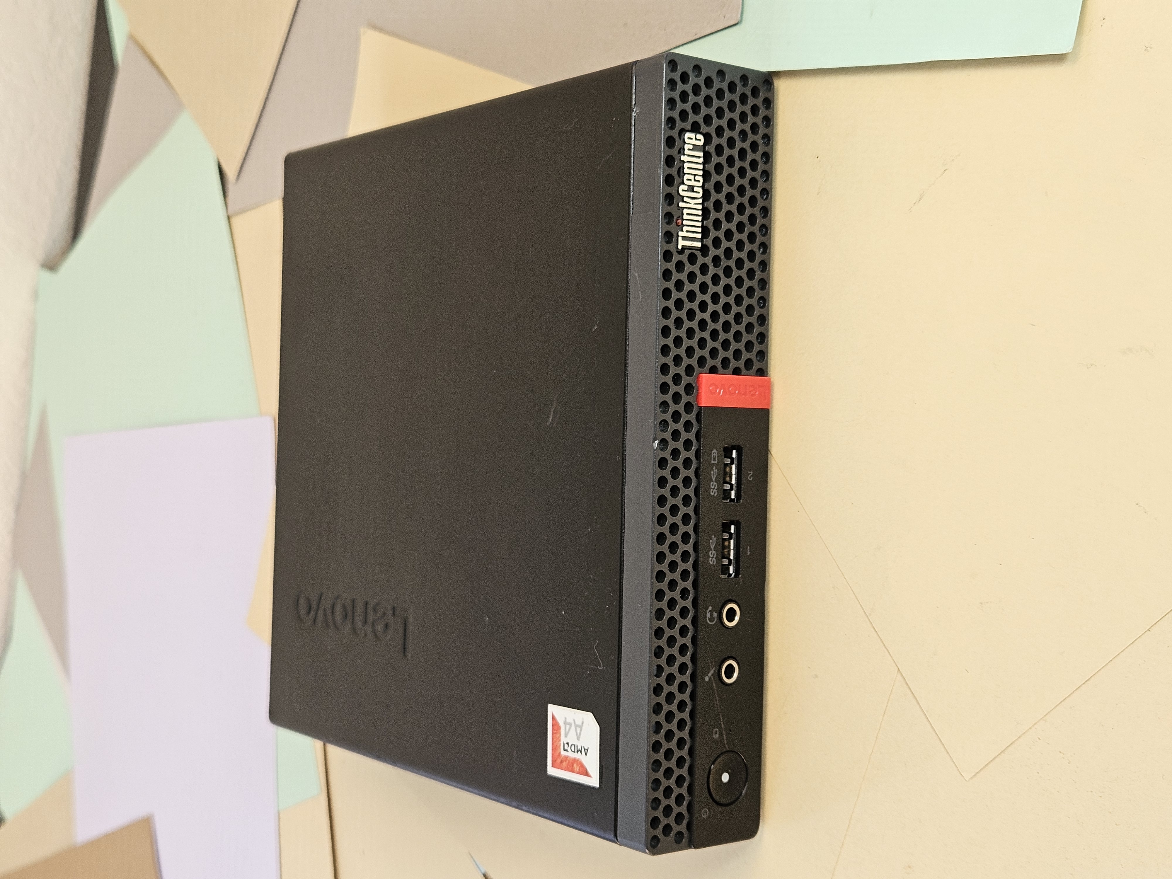 Lenovo ThinkCentre M625q Tiny PC AMD A4-9120e 8GB 119GB Win11 Pro
