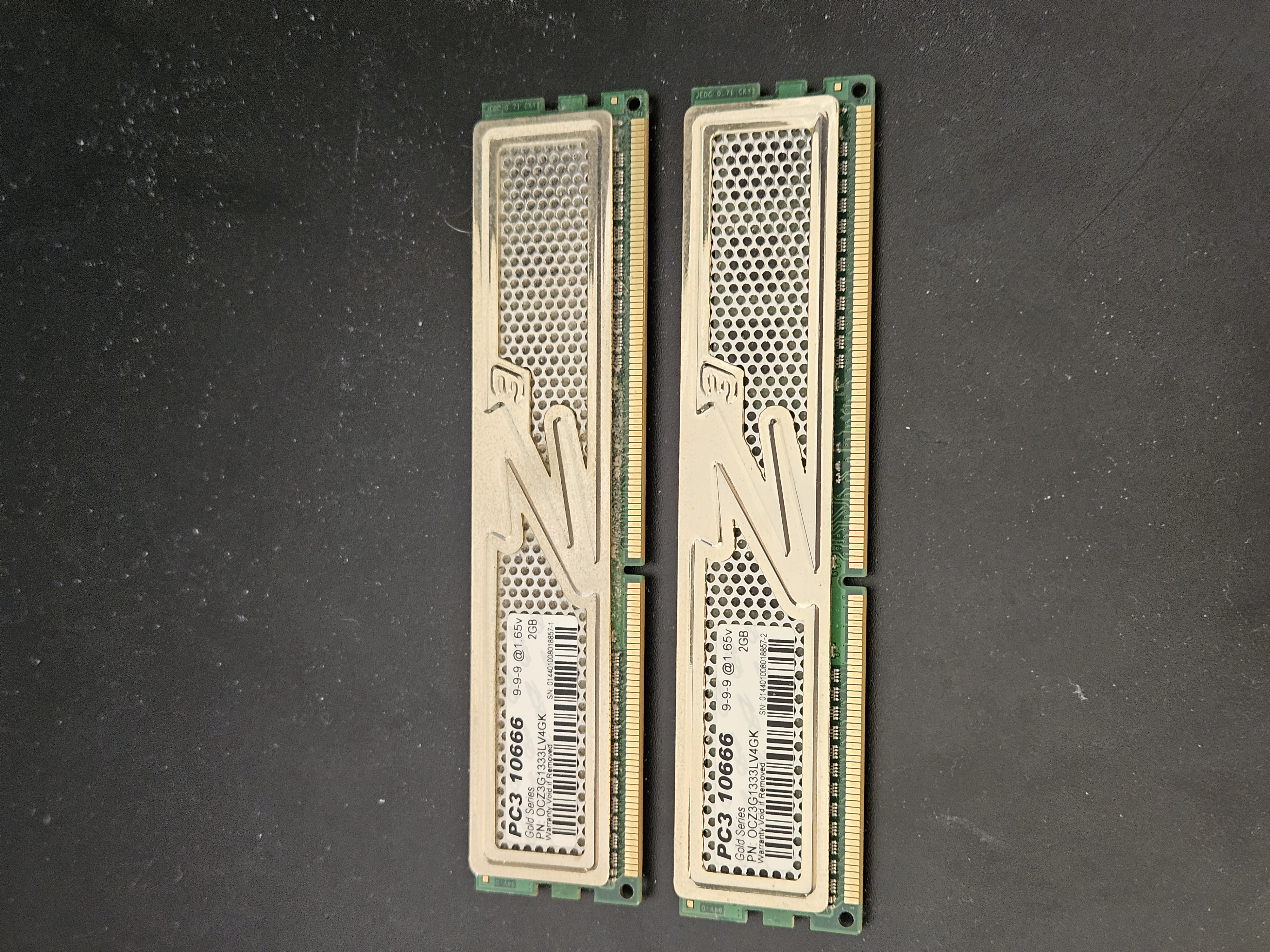 OCZ Gold PC3-10666 DDR3 RAM 4GB Kit 2x2GB