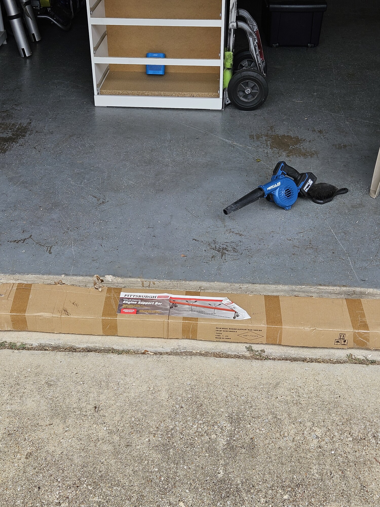 Pittsburgh Automotive 1,000 lb Engine Support Bar